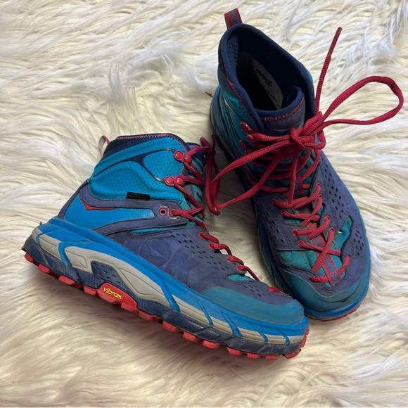 HOKA Tor ultra hi RARE high top athletes boots - Picture 2 of 10